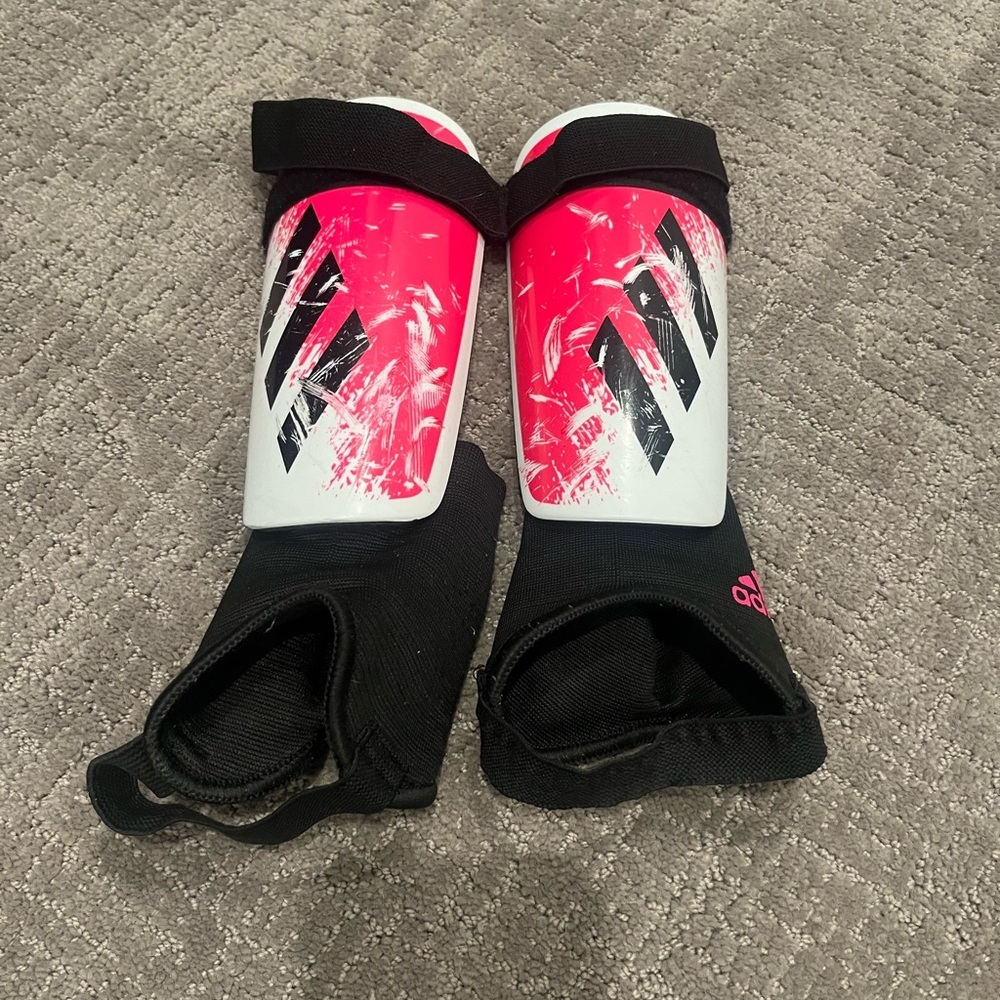 Adidas Ghost Small 3-5 yo Pink/white/black Shin Guards Junior Youth Girls